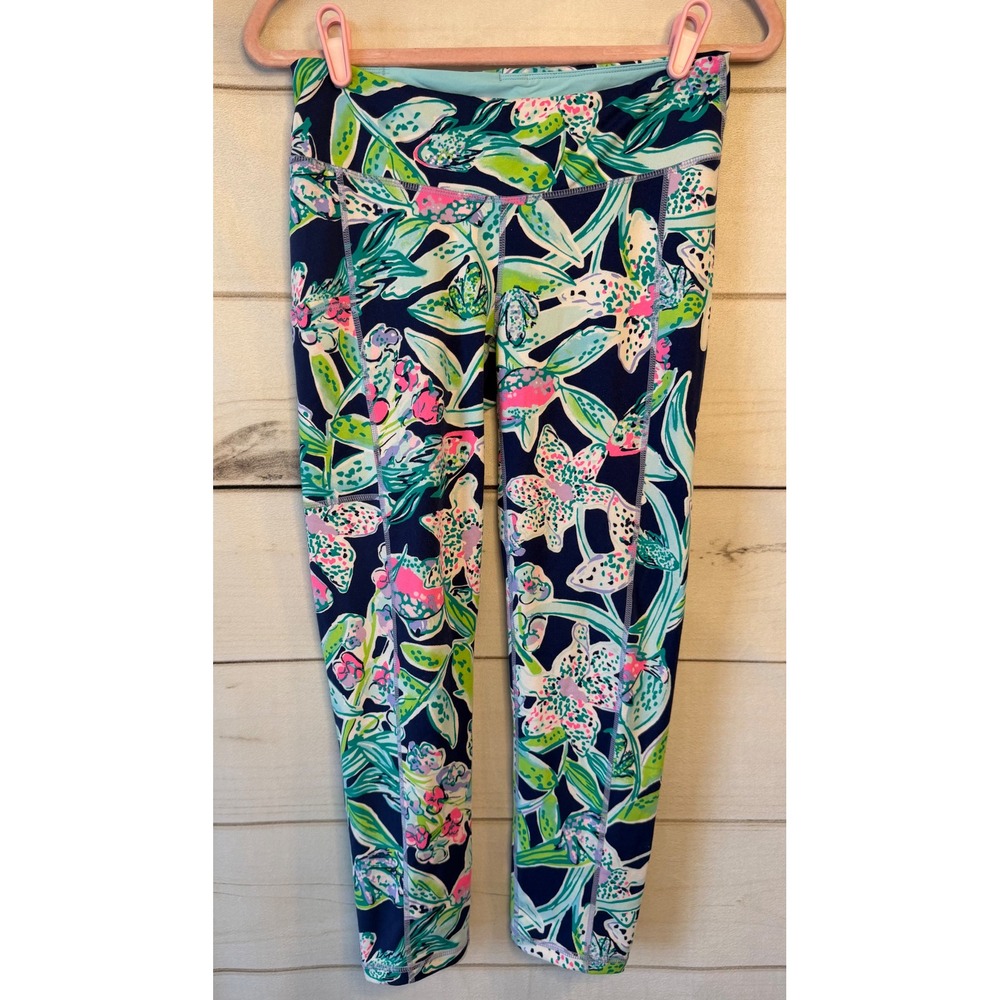 Lilly Pulitzer Luxletic Floral Crop Leggings Navy Pink Green Style 001241 Medium